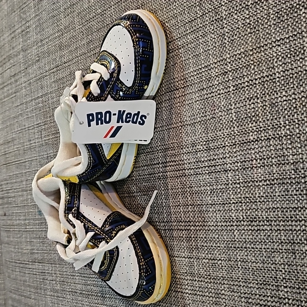 Toddler shoes